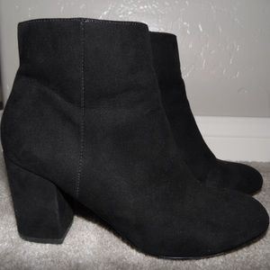 Steve Madden “Critic”